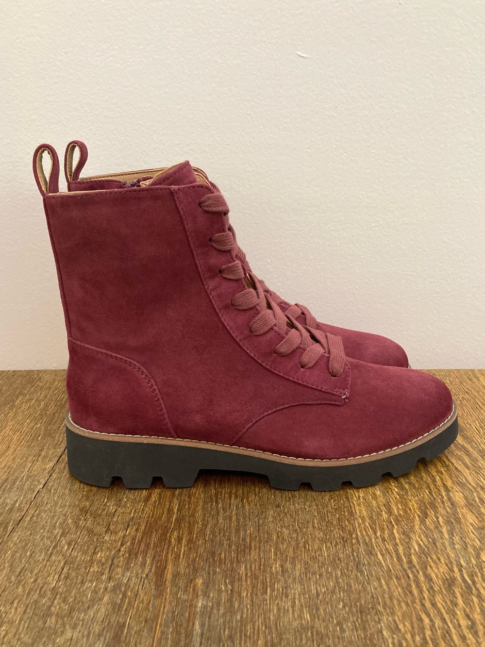 Vionic Lani Suede Ankle Boot Women’s Size 6 Port Burgundy